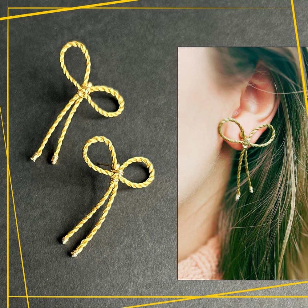 Sustainable Golden bow earrings